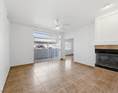 7400 W Flamingo Road - Photo Thumbnail 5