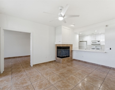 7400 W Flamingo Road - Photo Thumbnail 6