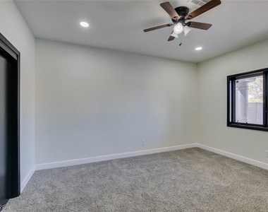 7040 Obannon Drive - Photo Thumbnail 24