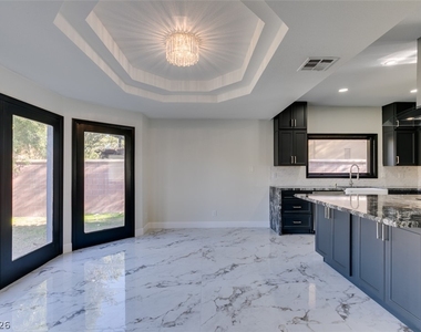 7040 Obannon Drive - Photo Thumbnail 14