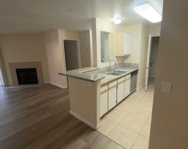 2200 S Fort Apache Road - Photo Thumbnail 15