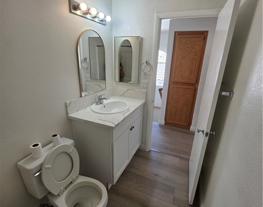 7531 Mycroft Court - Photo Thumbnail 11