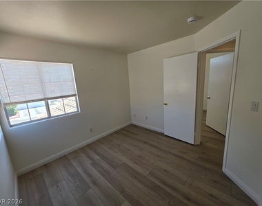7531 Mycroft Court - Photo Thumbnail 14
