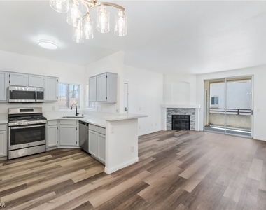1405 S Nellis Boulevard - Photo Thumbnail 10