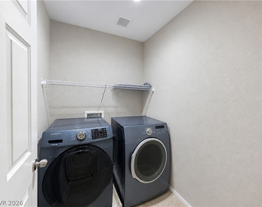 8371 Stillhouse Court - Photo Thumbnail 24