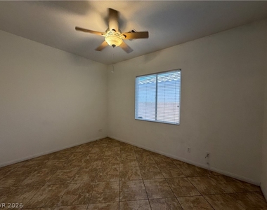 7185 Windy Peak Court - Photo Thumbnail 23