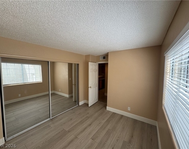 1800 Edmond Street - Photo Thumbnail 13