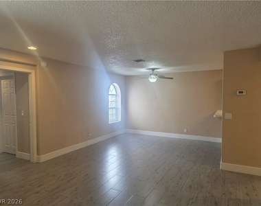 1800 Edmond Street - Photo Thumbnail 8