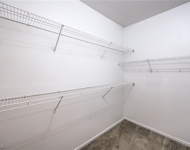 7139 S Durango Drive - Photo Thumbnail 17