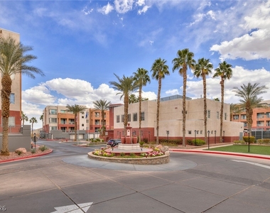 51 E Agate Avenue - Photo Thumbnail 7