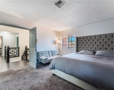 9005 Feather River Court - Photo Thumbnail 19