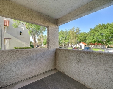 101 Luna Way - Photo Thumbnail 39