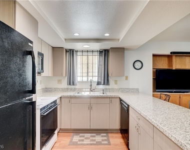 101 Luna Way - Photo Thumbnail 19