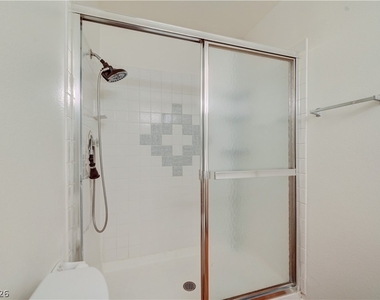 101 Luna Way - Photo Thumbnail 31