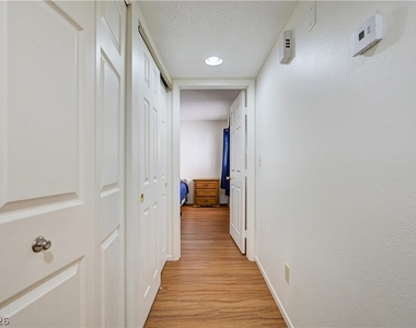 101 Luna Way - Photo Thumbnail 25