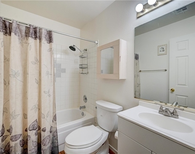 101 Luna Way - Photo Thumbnail 32