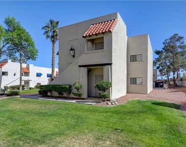 101 Luna Way - Photo Thumbnail 3
