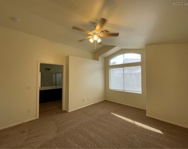 1517 Cross Country Street - Photo Thumbnail 14