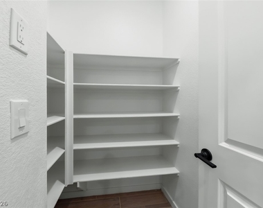 8672 Bench Street - Photo Thumbnail 8