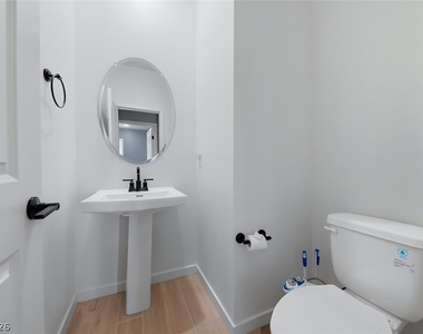 8672 Bench Street - Photo Thumbnail 20