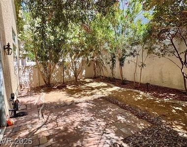 1529 Tillman Falls Avenue - Photo Thumbnail 16