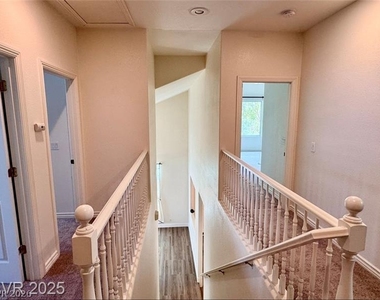 1529 Tillman Falls Avenue - Photo Thumbnail 9