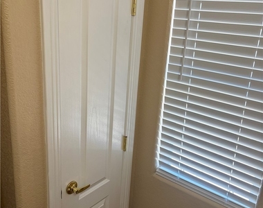 2065 Scanlon Ferry Court - Photo Thumbnail 21