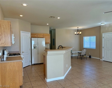 2065 Scanlon Ferry Court - Photo Thumbnail 2