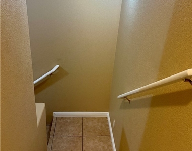 2065 Scanlon Ferry Court - Photo Thumbnail 24