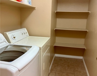 2065 Scanlon Ferry Court - Photo Thumbnail 23