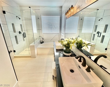 10637 Turquoise Valley Drive - Photo Thumbnail 21