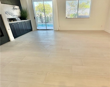 10637 Turquoise Valley Drive - Photo Thumbnail 29
