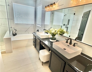 10637 Turquoise Valley Drive - Photo Thumbnail 56