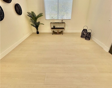 10637 Turquoise Valley Drive - Photo Thumbnail 34