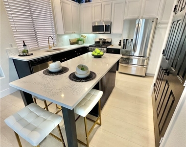 10637 Turquoise Valley Drive - Photo Thumbnail 37