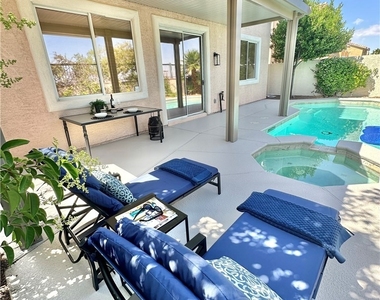 10637 Turquoise Valley Drive - Photo Thumbnail 12