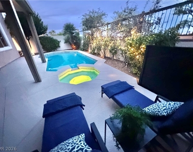 10637 Turquoise Valley Drive - Photo Thumbnail 13