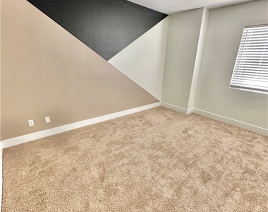 10637 Turquoise Valley Drive - Photo Thumbnail 44