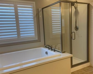 8593 Gabby Creek Drive - Photo Thumbnail 5