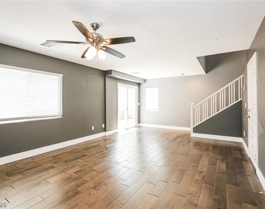 9389 Brigham Avenue - Photo Thumbnail 6