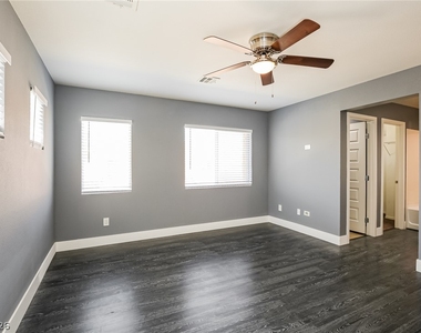 9389 Brigham Avenue - Photo Thumbnail 11