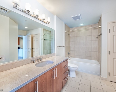 200 Sahara Avenue - Photo Thumbnail 15