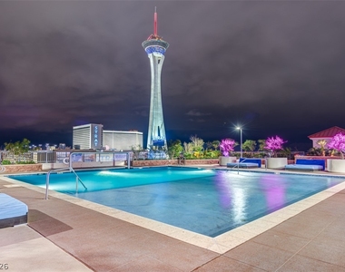 200 Sahara Avenue - Photo Thumbnail 19
