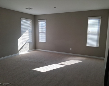 909 Bluebell Brook Street - Photo Thumbnail 10