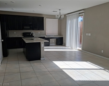 909 Bluebell Brook Street - Photo Thumbnail 1