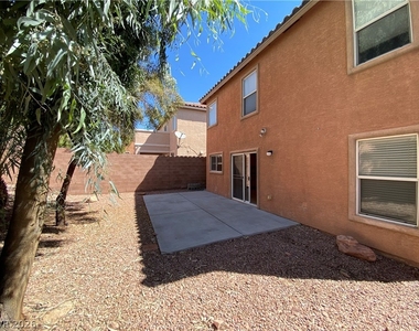 757 La Tosca Street - Photo Thumbnail 17