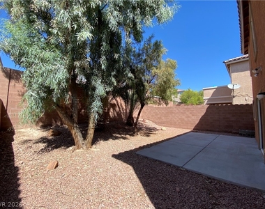 757 La Tosca Street - Photo Thumbnail 16