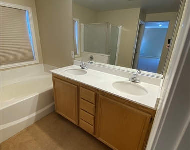 757 La Tosca Street - Photo Thumbnail 8