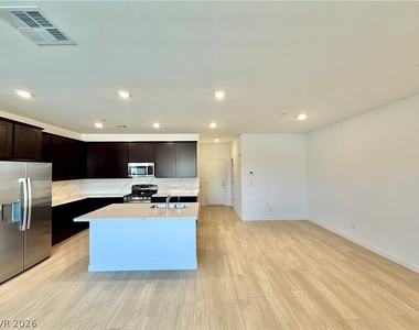 1502 Eva Crossing Place - Photo Thumbnail 12