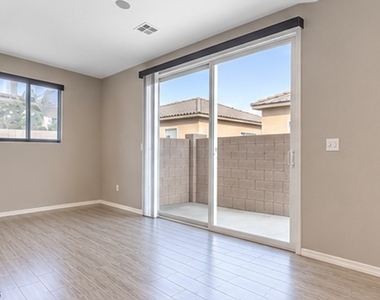 6642 Bristle Falls Street - Photo Thumbnail 8